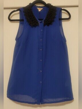 NWT Nylon Apparel Royal Blue Sleeveless Blouse Beaded Lace Collar Small